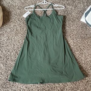 NWT outdoor voices The exercise dress. Evergreen. Small